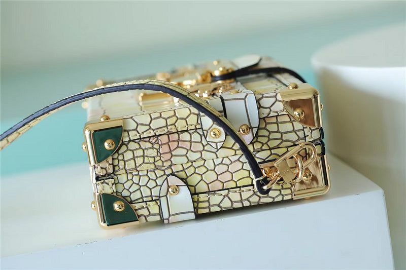 ELE - LUV Bags - 119