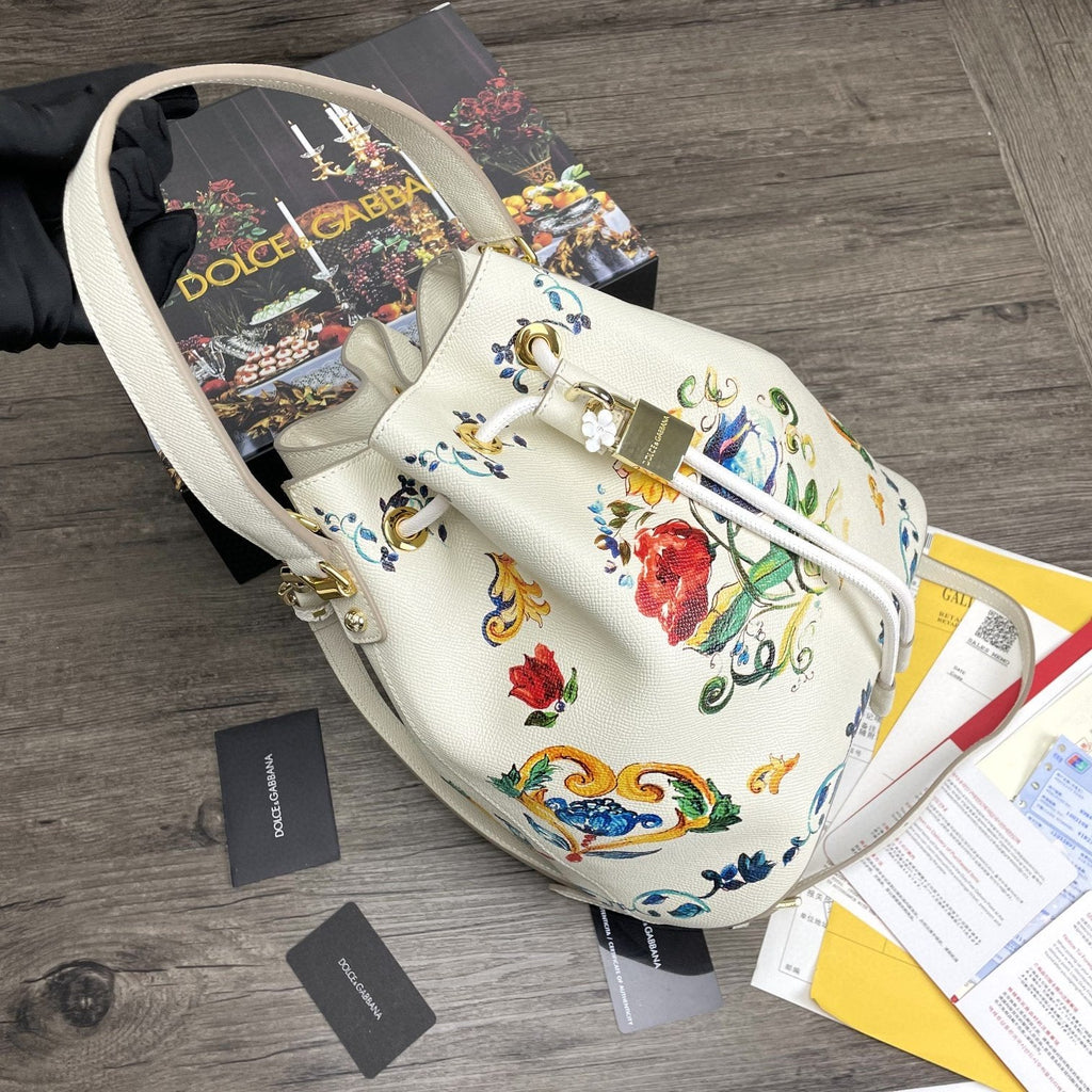 GLAMI Print Crespo Bucket Bag Multicolor With Branded Plate For Women GLAMI Bag