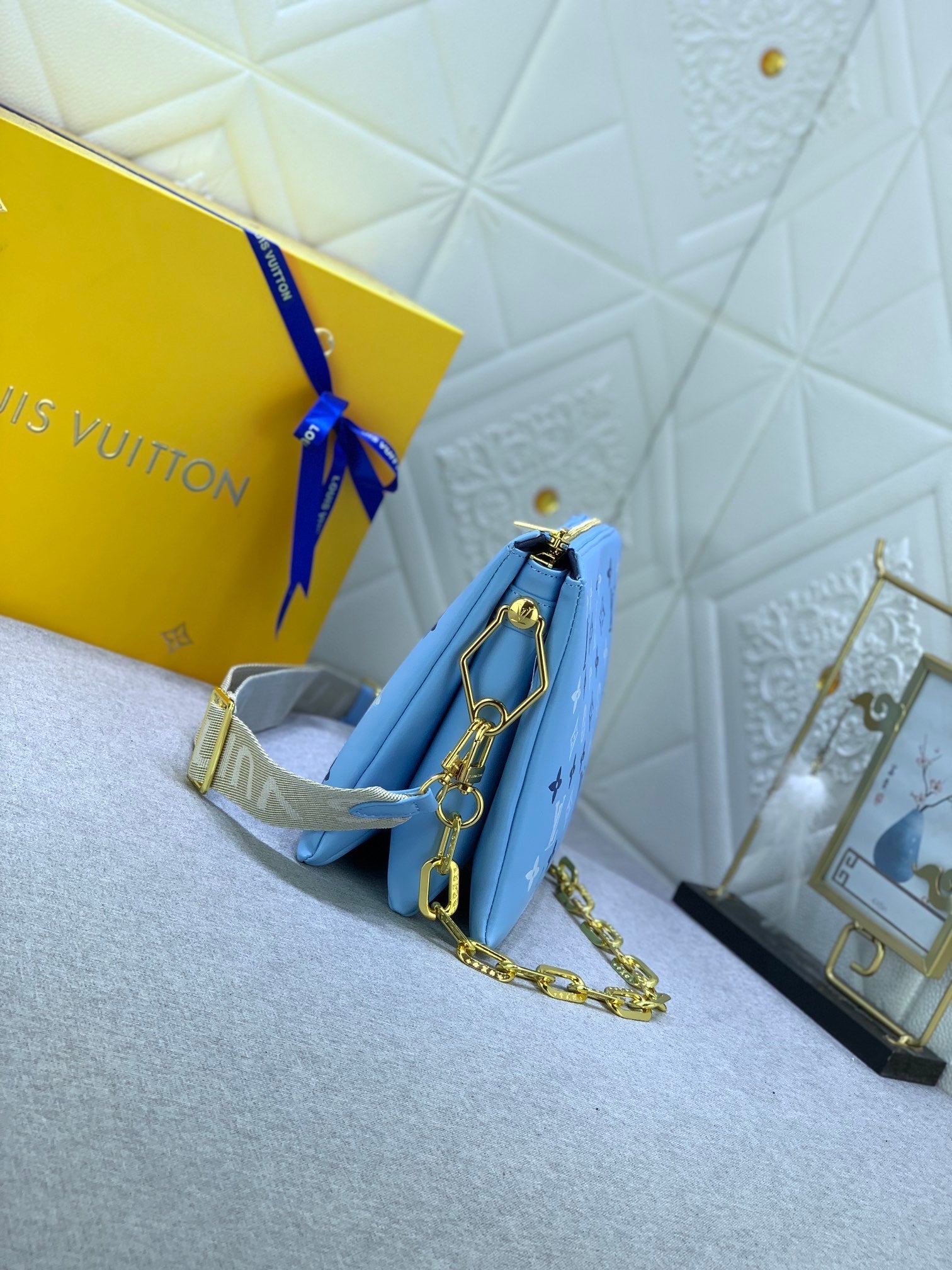 EN - Luxury Bags LUV 879