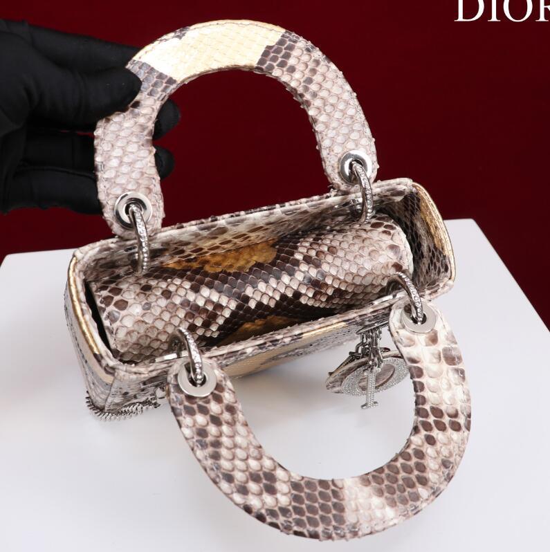 SAMCC - DOR Bags - 118