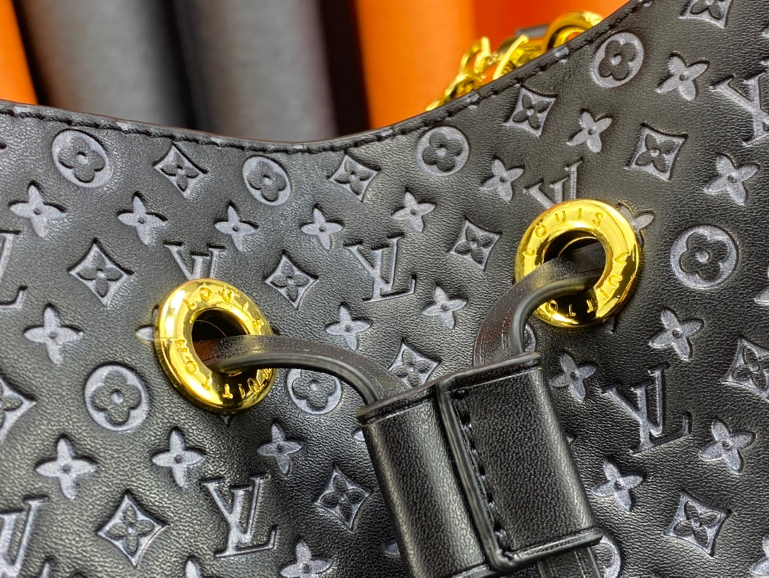 EN - Luxury Bags LUV 873