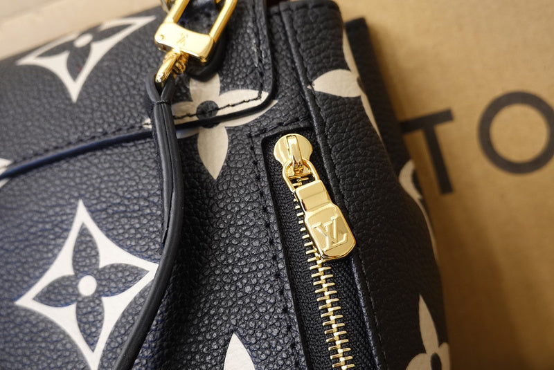 LOV2 Bags - Luxurious Bags  1566