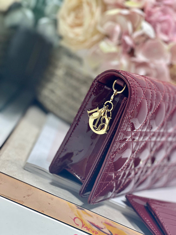 ELE - Dir Bags - 1302