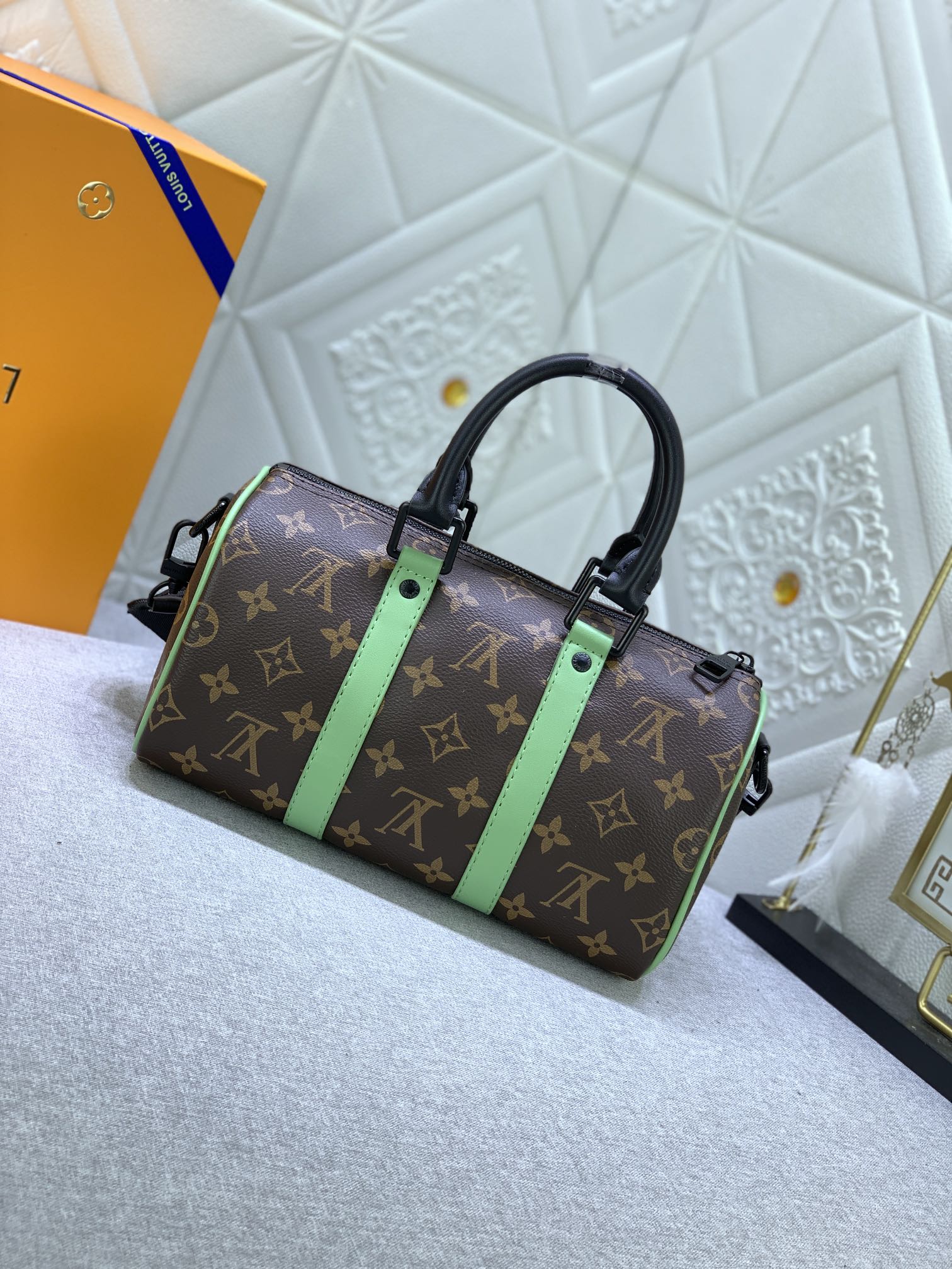 EN - Luxury Bags LUV 794
