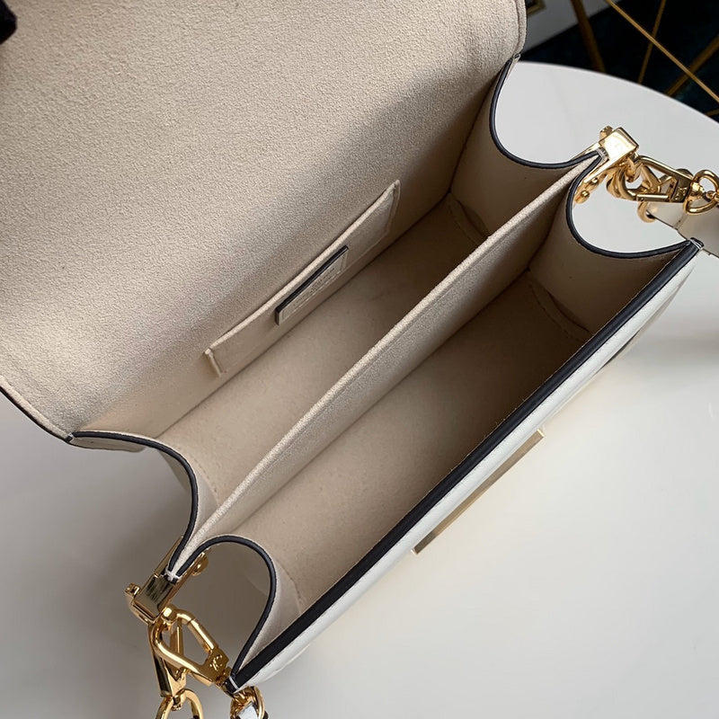 LOV2 Bags - Luxurious Bags  1568