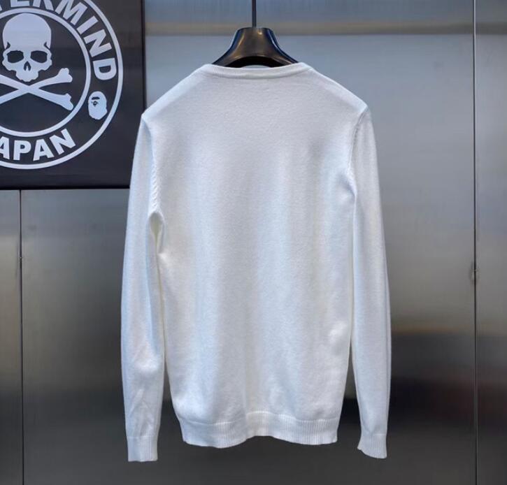 SAMC - VAR Clothes - 080