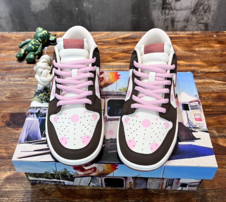 SAMC - NKE Shoes - 639