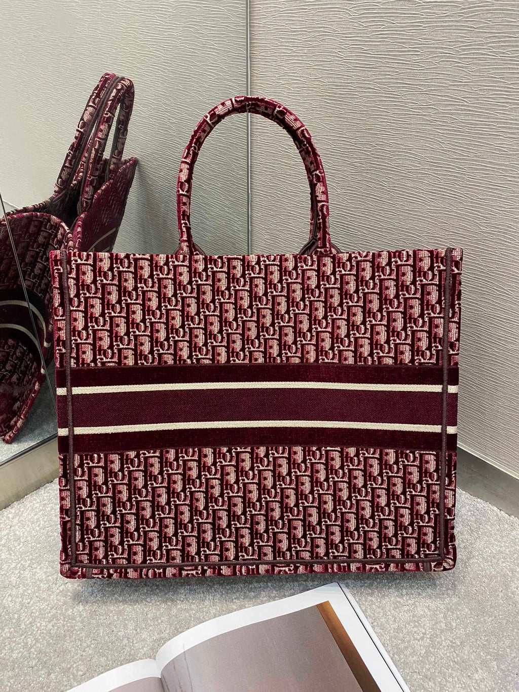 GLAMI Large Book Tote Red For Women 16.5in/42cm CD M1286ZRIW