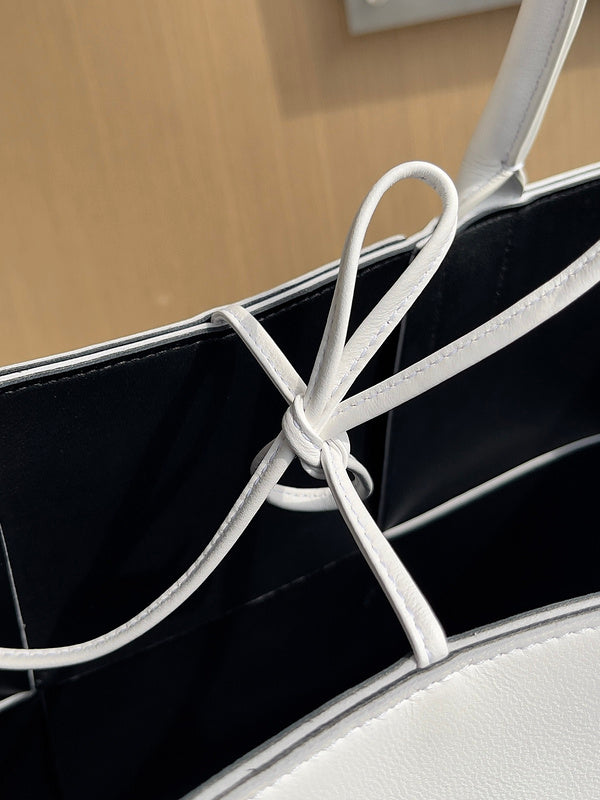 Glamy - BOV Bags - 702