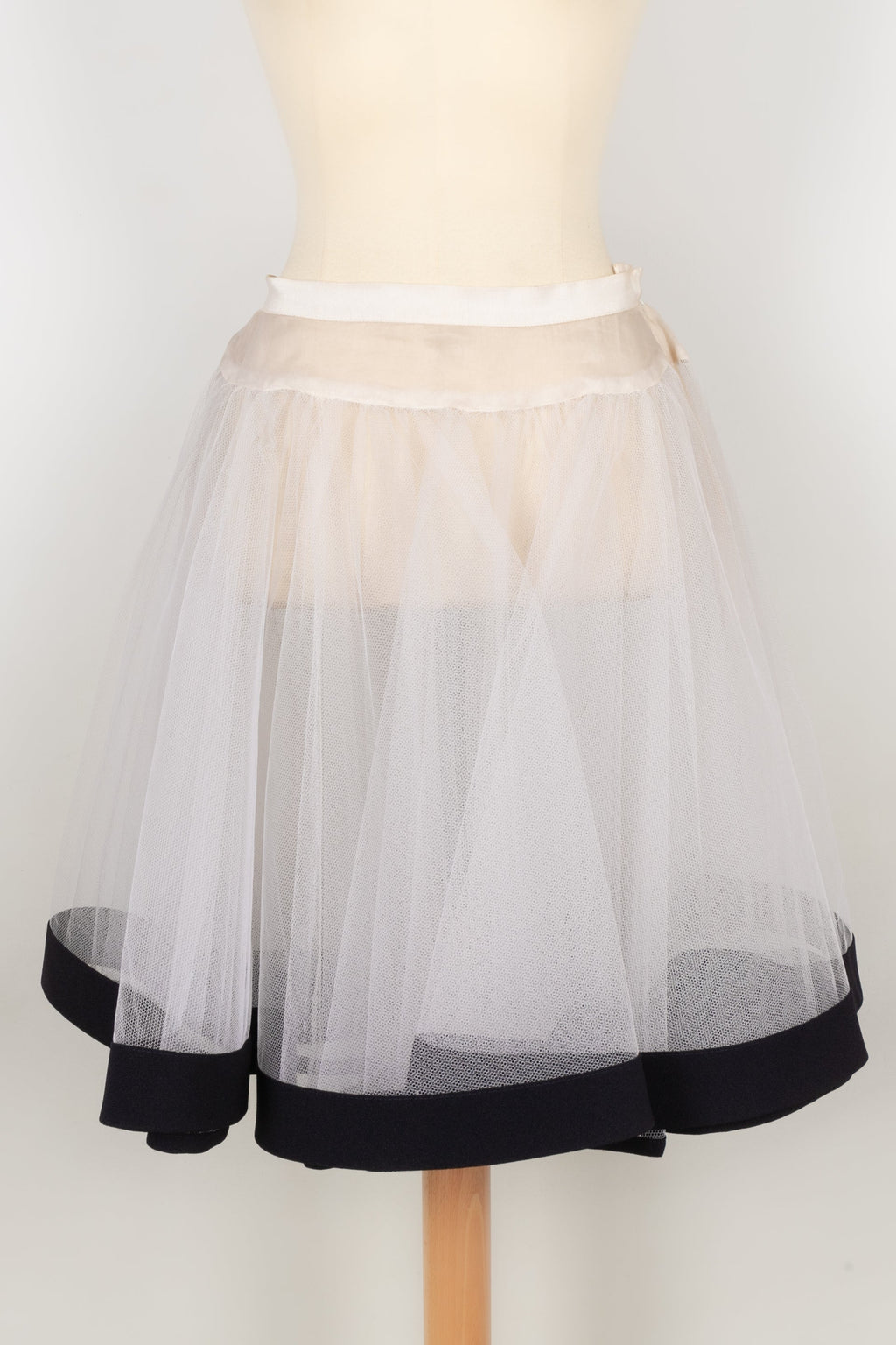 Jupe ÃƒÆ’Ã‚Â  pois Valentino EtÃƒÆ’Ã‚Â© 1992