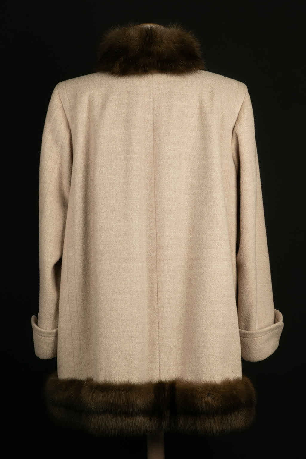 Manteau Yves Saint Laurent Haute Couture
