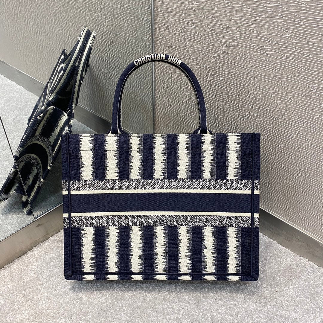 GLAMI MeGLAMIum Book Tote Blue D-Stripes Embroidery For Women 36cm/16.5in CD