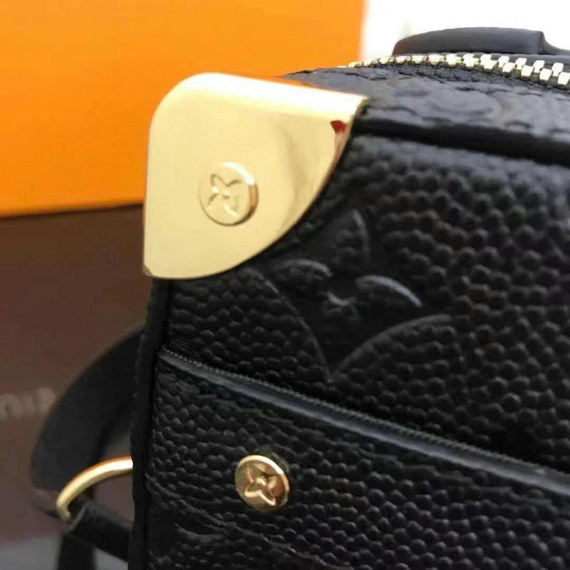 LOV2 Bags - Luxurious Bags  2484