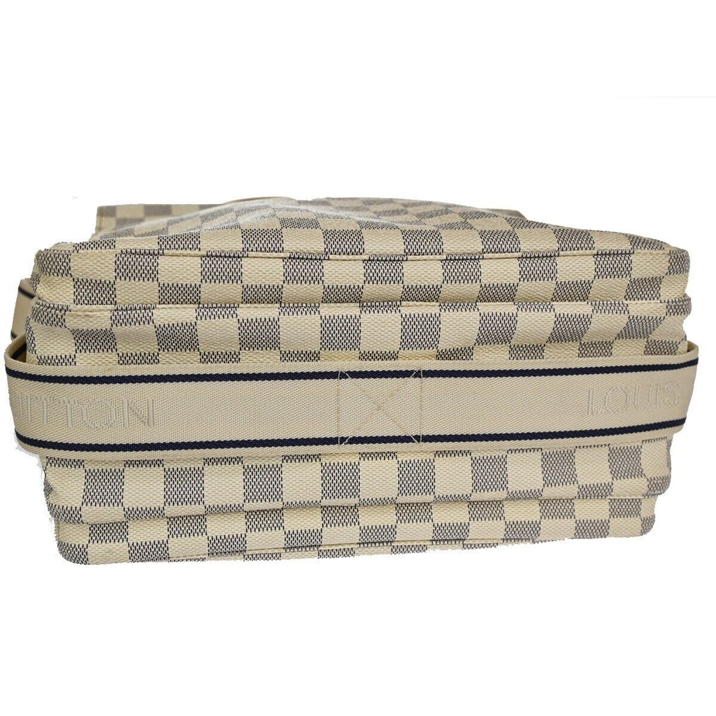 Louis Vuitton Naviglio  Canvas Shoulder Bag ()