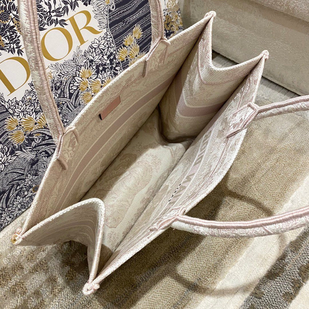 GLAMI MeGLAMIum Book Tote Pink Toile de Jouy Reverse Embroidery, Light Pink, For Women WomenÃ¢â‚¬â„¢s Handbags, 36cm CD