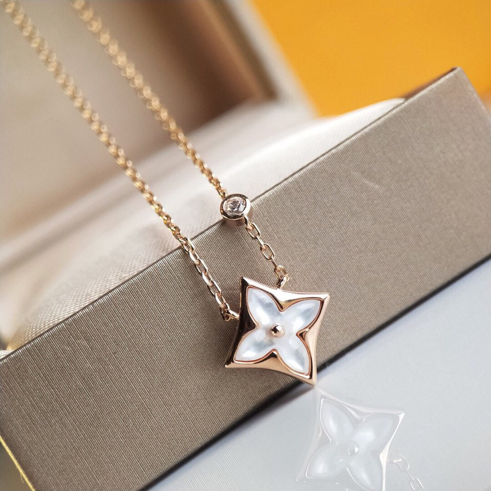 EN - Lux Necklace LUV019