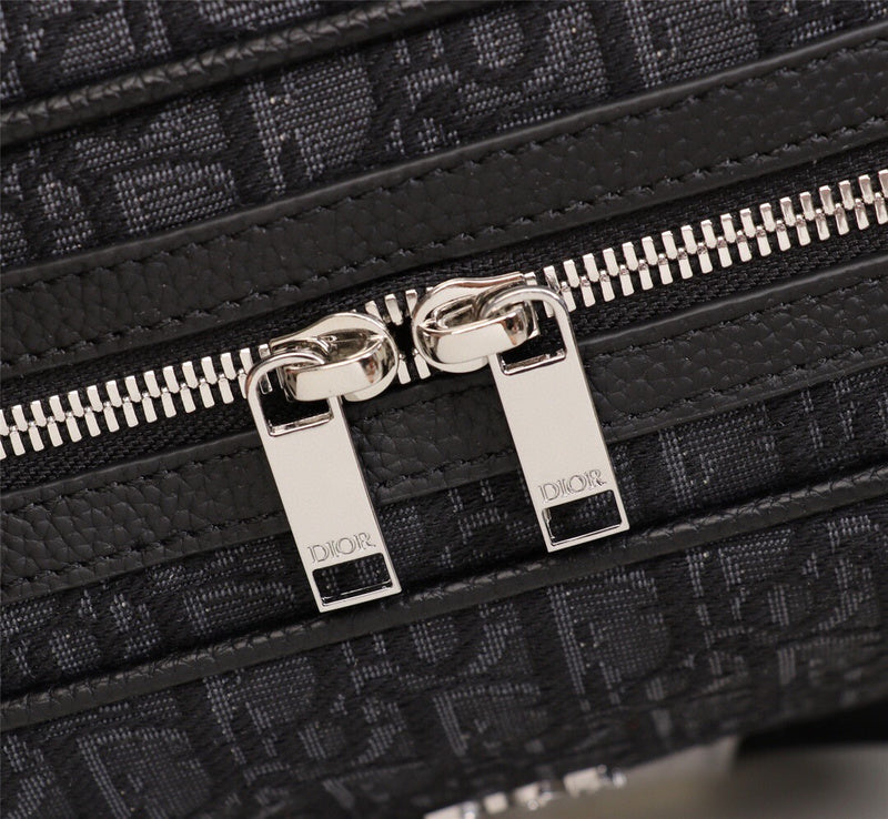 ELE - Dir Bags - 1534