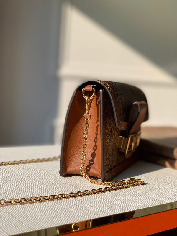 LOV2 Bags - Luxurious Bags  2604