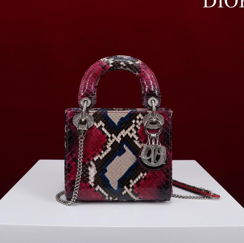SAMCC - DOR Bags - 091