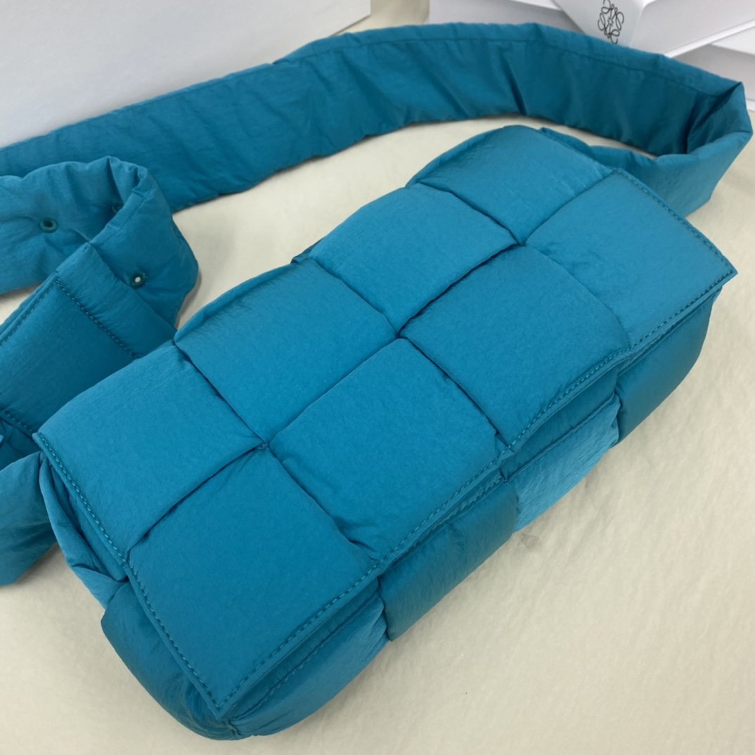 GLAMI Padded Tech Cassette Bag For Women 11.8in/30cm In Blue 628951VBO814634