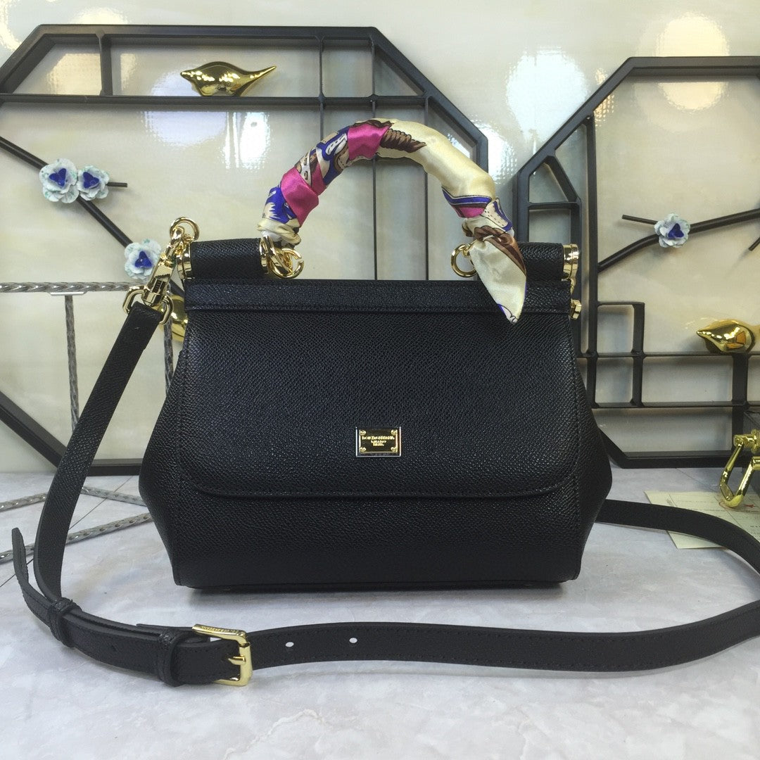 GLAMI MeGLAMIum Sicily Handbag In Dauphine Black For Women 10.2in/26cm GLAMI Ã‚Â GLAMI4347A100180999