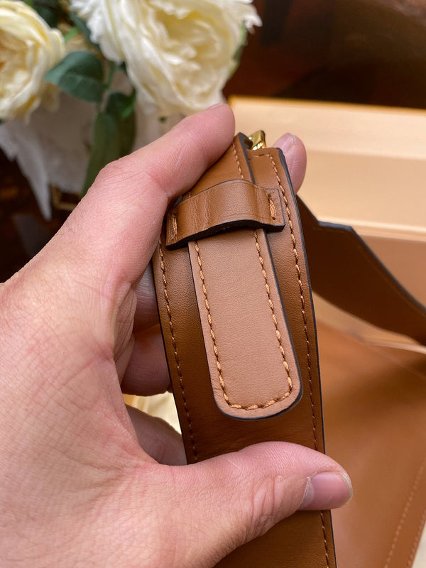 LOV2 Bags - Luxurious Bags  2621