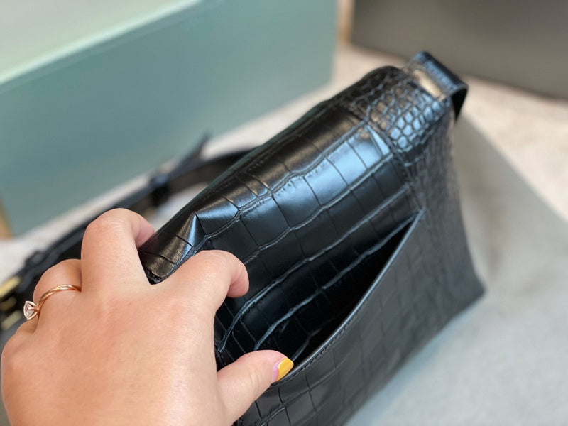 ELE Fashion - BGA Bags - 1560