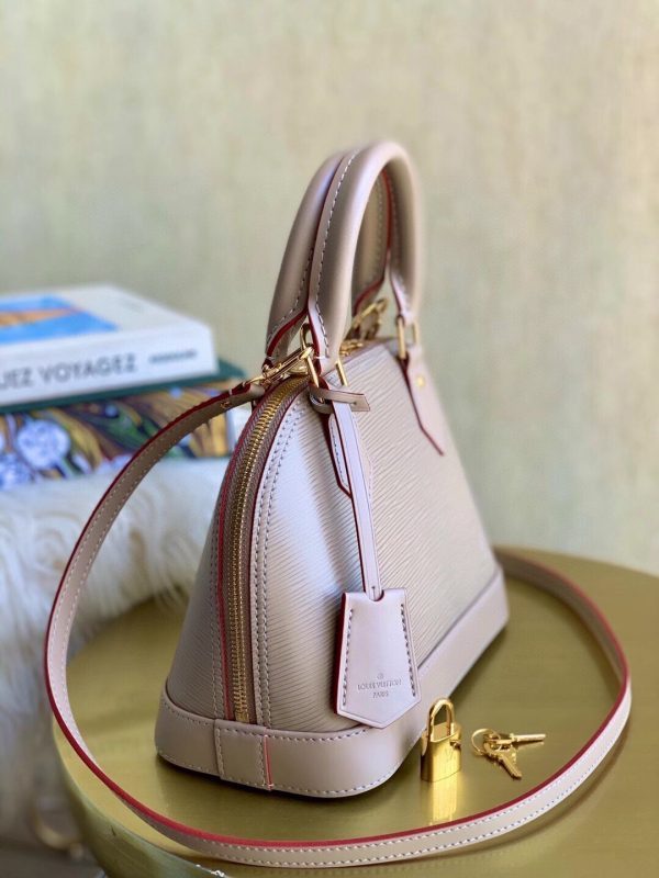 LOV2 Bags - Luxurious Bags  1343