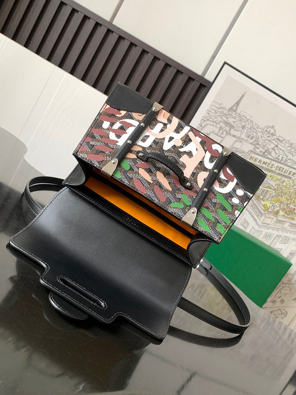 ELE - GOD Bags - 053