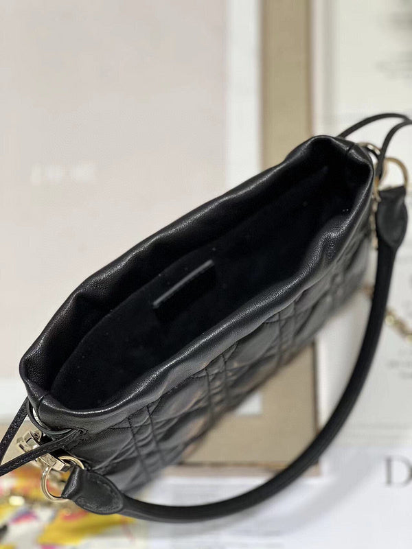ELE - Dir Bags - 1657
