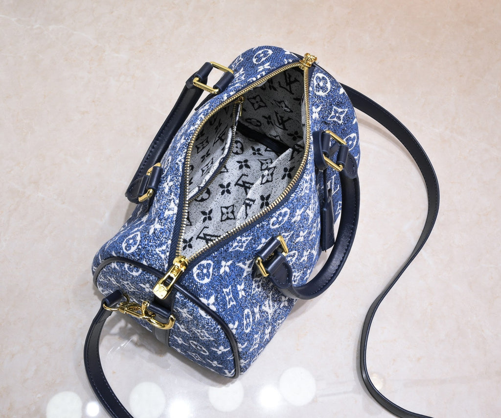 EN - Luxury Bags LUV 876
