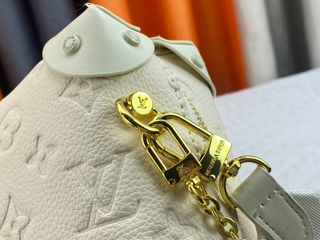 EN - New Arrival Bags LUV 663