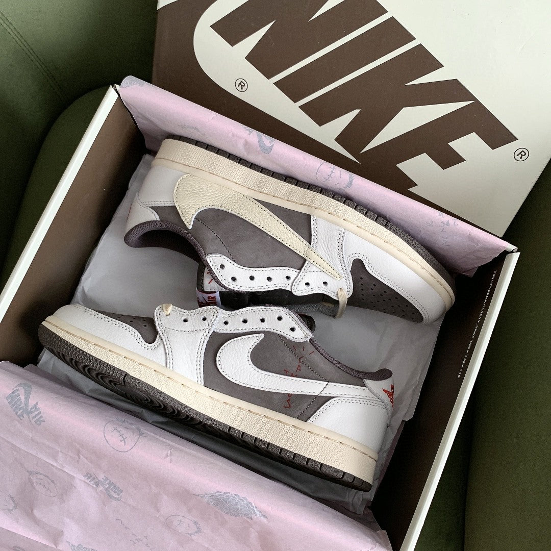 NK Travis Scott x Air Jordan 1 Low OG Ã¢â‚¬ËœReverse MochaÃ¢â‚¬â„¢ For Men DM7866-162