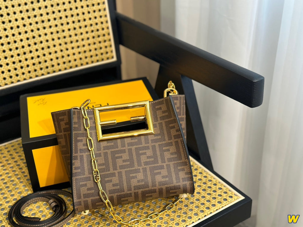 EN - Luxury Bags FEI 291