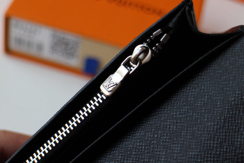 LOV2 Bags - Luxurious Bags  1667
