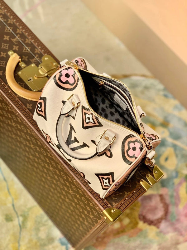 LOV2 Bags - Luxurious Bags  1474