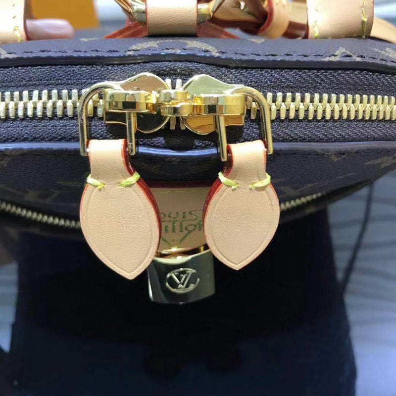 LOV2 Bags - Luxurious Bags  2551