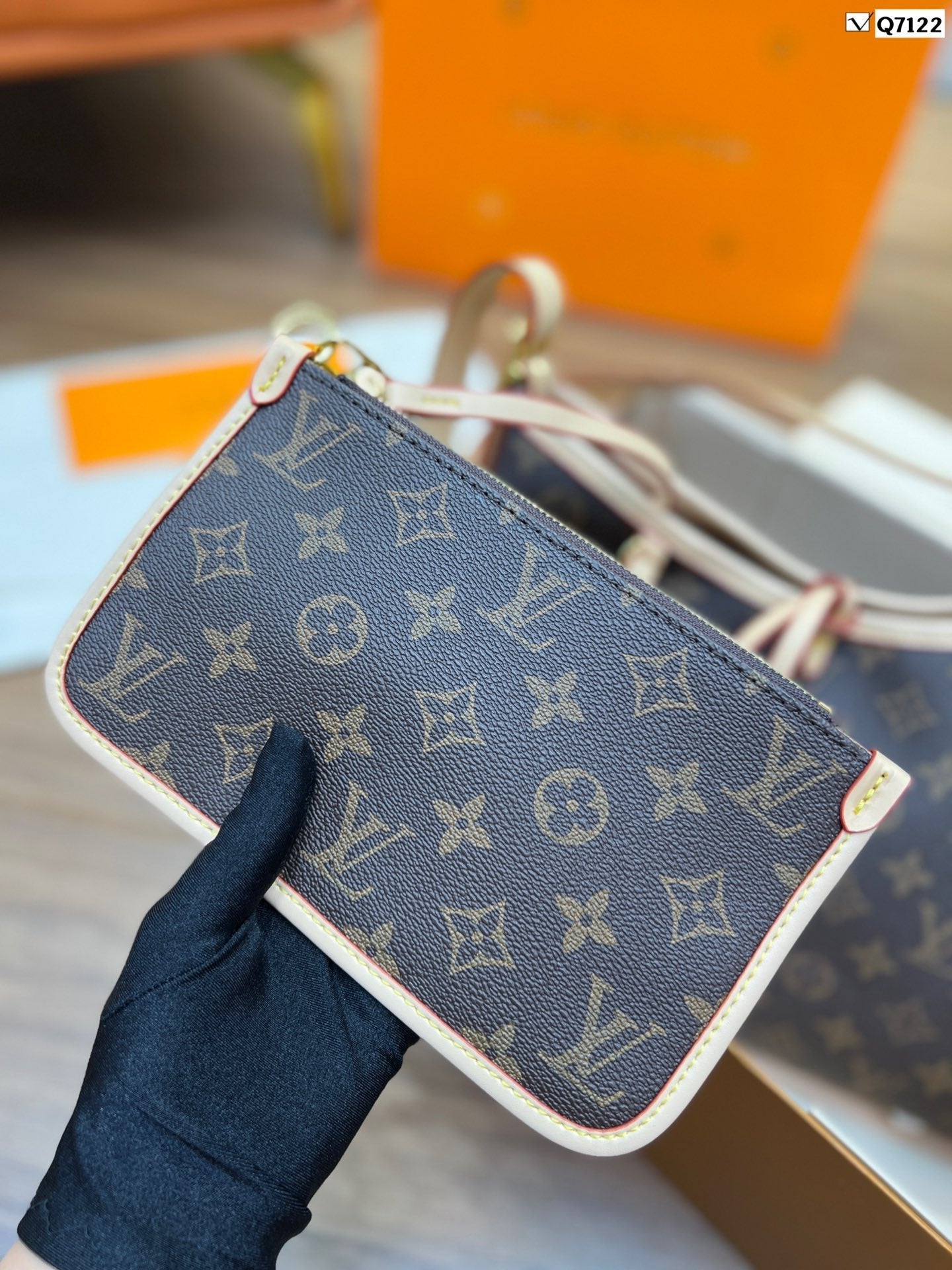 EN - New Lux Bags LUV 532