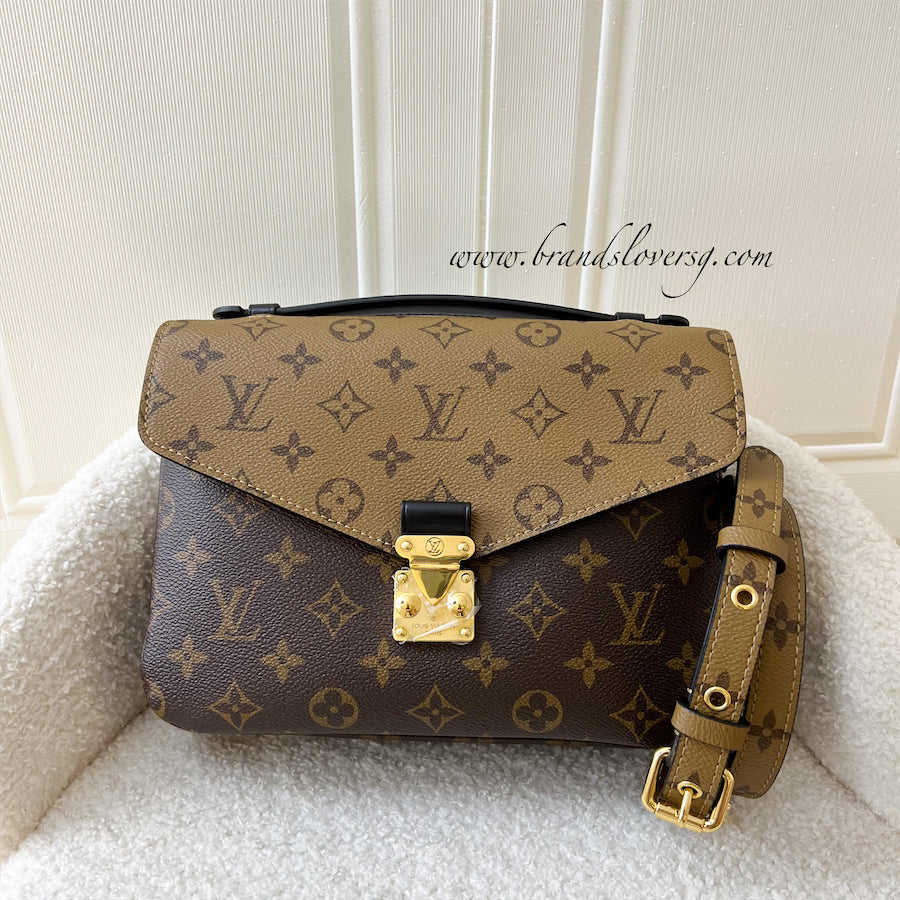 LV Pochette Metis in Reverse Monogram Canvas, Black Leather and GHW