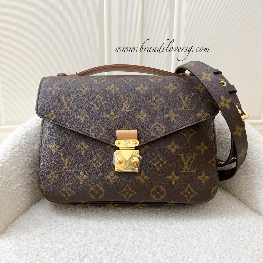 LV Pochette Metis in Monogram Canvas and GHW