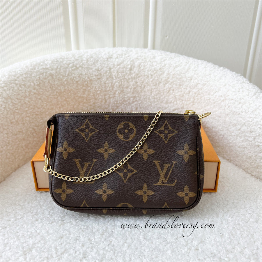 LV Mini Pochette Accessoires in Monogram Canvas GHW