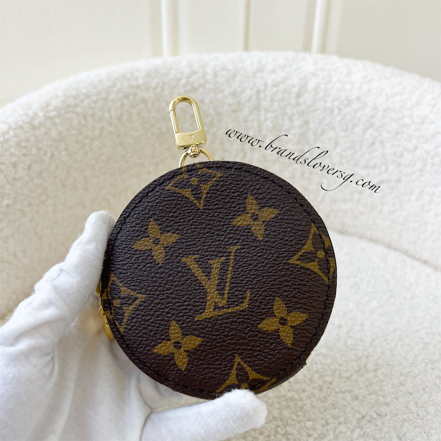 LV Multi Pochette Accessoires Round Pouch in Monogram Canvas GHW