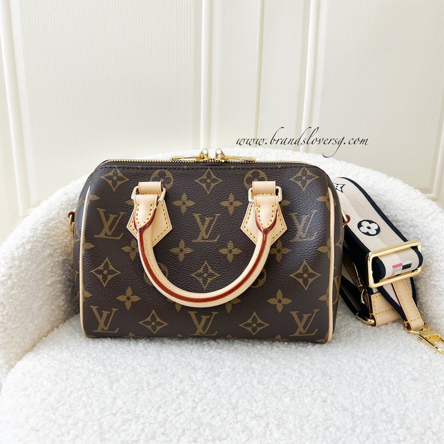LV Speedy Bandouliere 20 in Monogram Canvas and Black Patterned Strap
