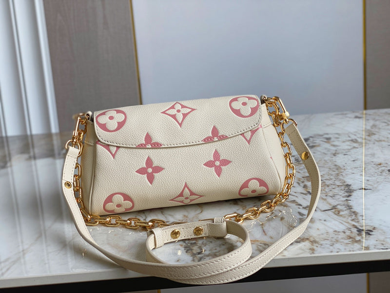 Glamy - LOV Bags - 695