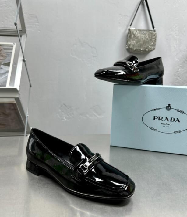 GlamyWomen Shoes - 215