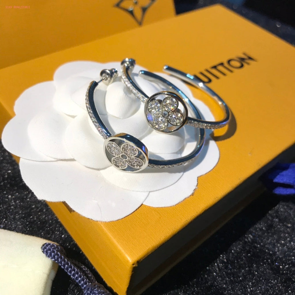 EN - Lux Earring LUV 006