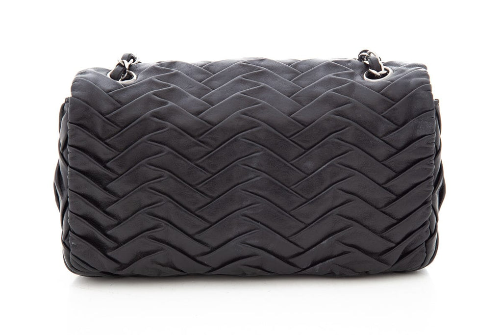 Chanel 2008 Black Lambskin Pleated Leather Single Flap Handbag