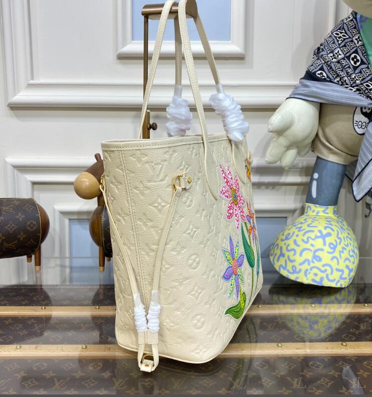 SAMC - LOV Bags - 1198
