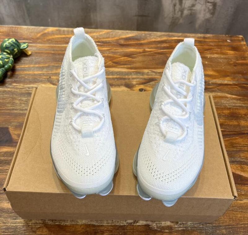 SAMC - NKE Shoes - 511