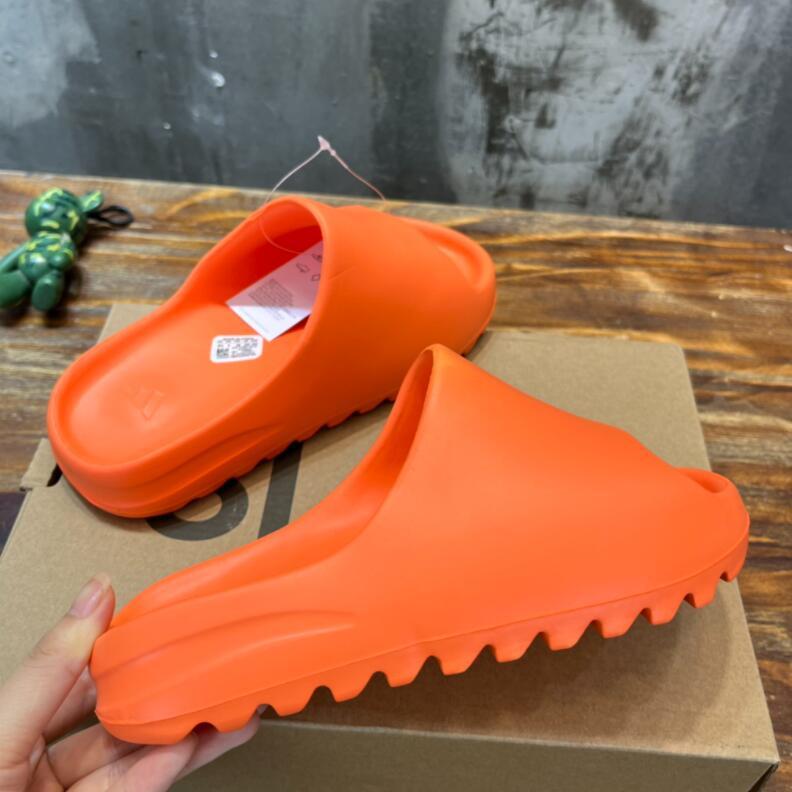 SAMC - YZO Sneakers - 147